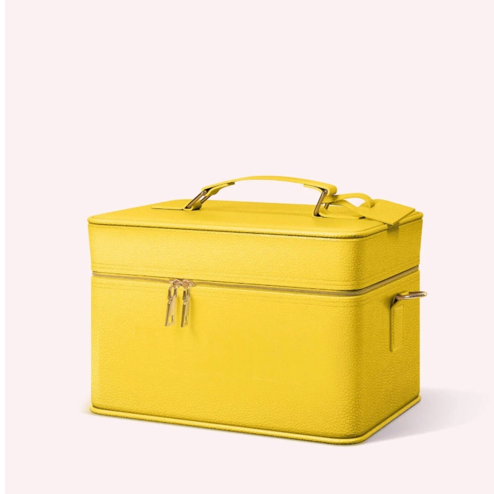 Truly Beauty St. Tropez Luxury Travel Trunk